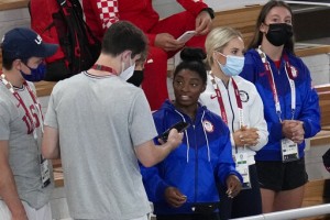 Biles Set To Return To Competition For Balance Beam Final