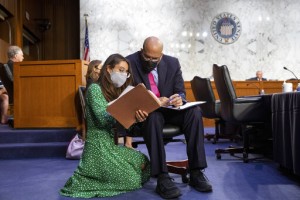 Bill Repealing Iraq War Powers Advances In Senate