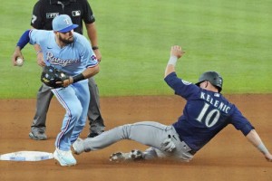 Heim Hits Another Walk Off, Rangers Rally Past Mariners 4 3