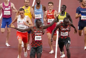 A Star Is Found: In 200, De Grasse Finally Gets His Gold