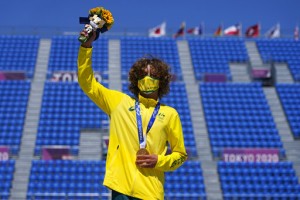 Aussie Skater Uncorks ‘stealthy’ Trick For Gold In Tokyo