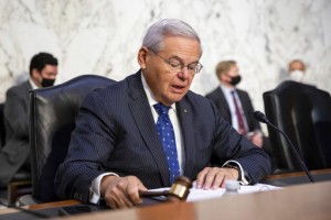 Bill Repealing Iraq War Powers Advances In Senate
