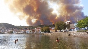 Thousands Flee Homes As Heat Wave Fuels Greek Wildfire