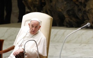 Pope Resumes Public Audiences Month After Major Surgery