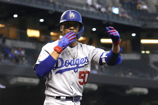 Betts Returns With Hr, Dodgers Pound Diamondbacks 13 0