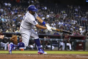Betts Returns With Hr, Dodgers Pound Diamondbacks 13 0