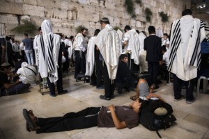 Ap Photos: Faith, Sport And Festival: The Month In Religion