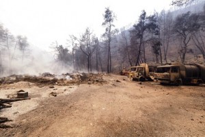 Greek Island Residents Flee Wildfire By Sea; Eu Sends Help
