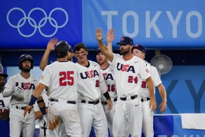 Alvarez A Summer Winter Medalist, Us Reaches Baseball Final