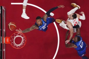 Durant Scores 29, Us Reaches Olympic Semis, Tops Spain 95 81