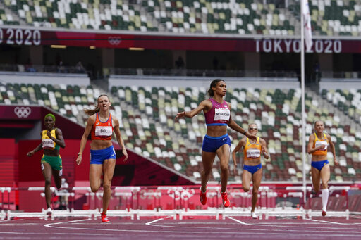Mclaughlin Outsprints Teammate Muhammad For Hurdles Record
