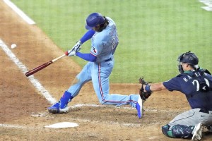 Heim Hits Another Walk Off, Rangers Rally Past Mariners 4 3