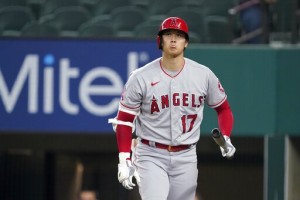 Solid Ohtani, Speedy Lagares Help Angels Beat Rangers 2 1