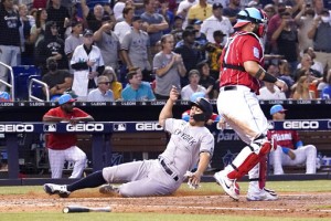 Rizzo Shines Again With Key Hit, Yankees Beat Marlins 3 1