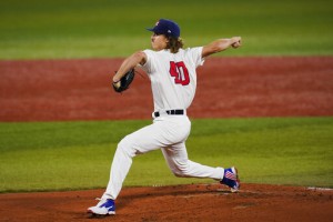 Alvarez A Summer Winter Medalist, Us Reaches Baseball Final