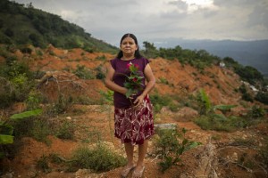 Their Town Wiped Out By A Mudslide, People Of La Reina Mourn