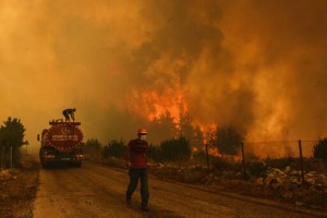 Turkey Battles Wildfires For 6th Day, Eu To Send Planes