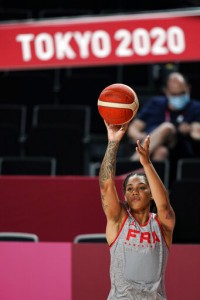Uconn Women Hoops Players Making Mark At Olympics