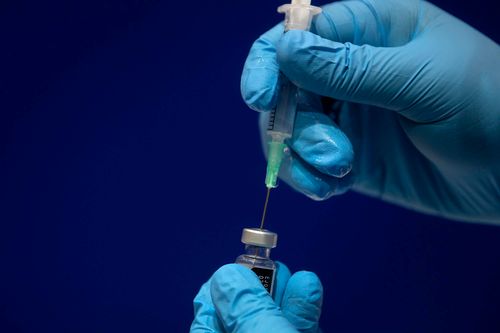 Being Fully Vaccinated Reduces Odds Of Long Term Covid 19 Symptoms By Half, Uk Study Suggests