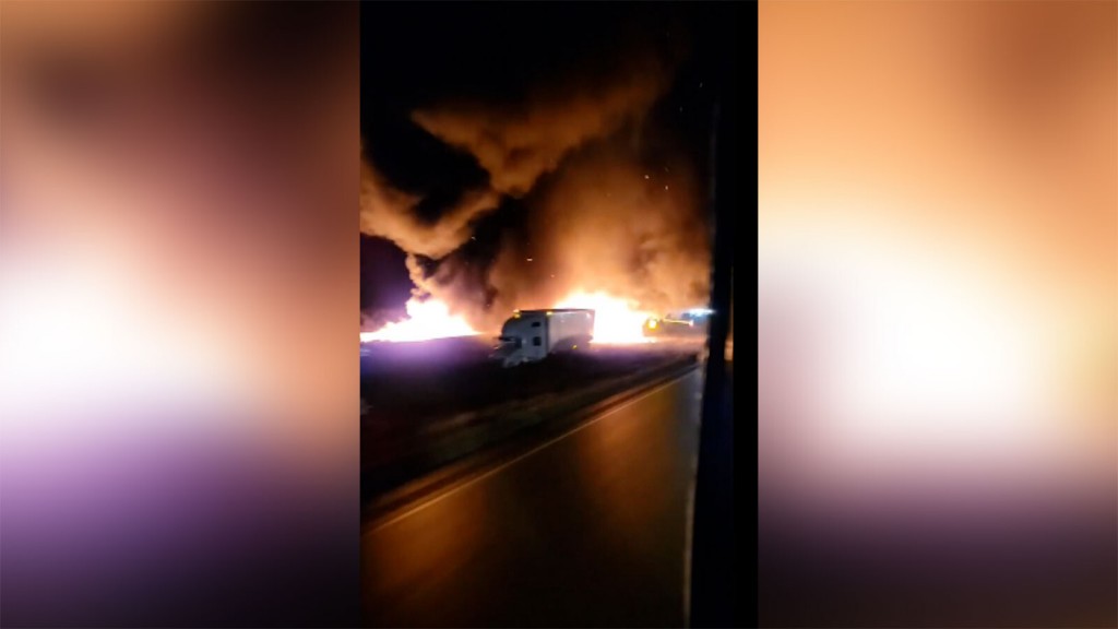 Icy Conditions On I 94 Cause Crashes And Vehicle Runoffs In Wisconsin
