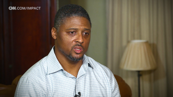 How Former Nfl Star Warrick Dunn’s Mother Inspired Him To Tackle Housing Inequity