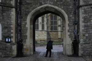 Armed Intruder Arrested In The Grounds Of Windsor Castle As The Queen Celebrated Christmas