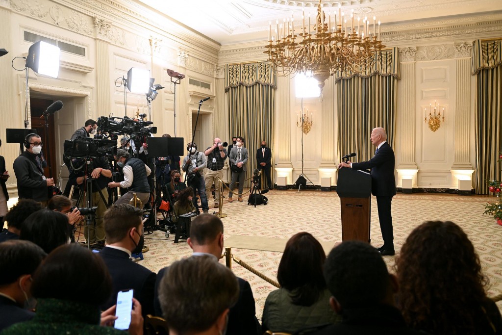 Biden Offers Rare Praise Of Trump During Covid Speech