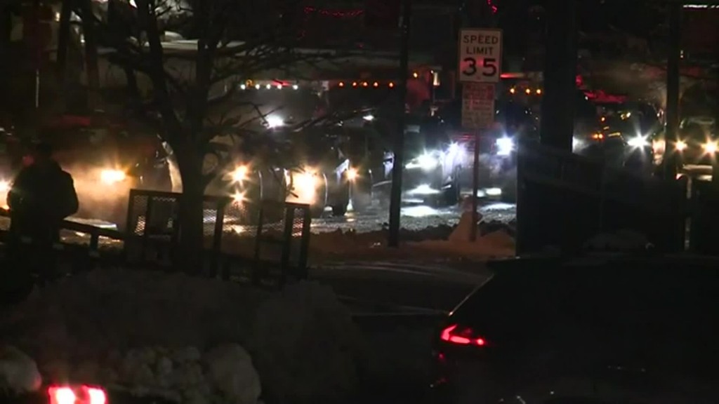 Motorists Stranded For Hours Along I 95 After Winter Storm Causes Havoc And Leaves More Than 400,000 Without Power