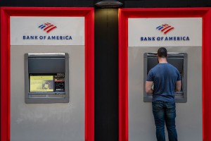First On Cnn: Bank Of America’s Plan To Get Workers Boosted: $100 Donations For Hunger Relief