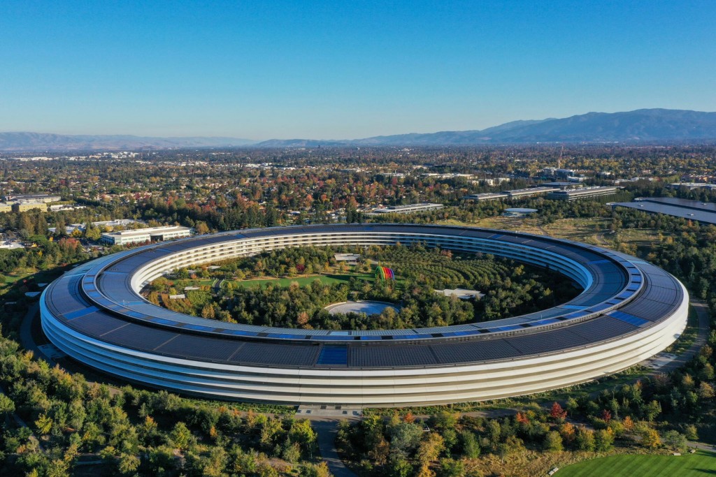 Apple Has Become The World’s First $3 Trillion Company