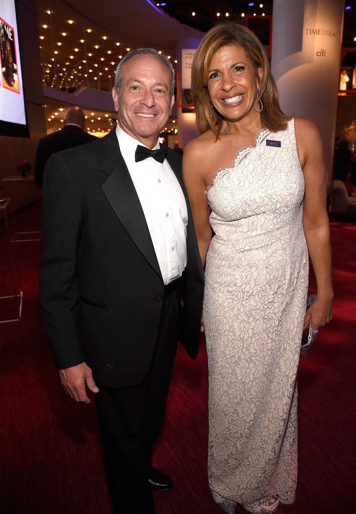 Hoda Kotb And Fiancé Joel Schiffman Break Up After 8 Years Together