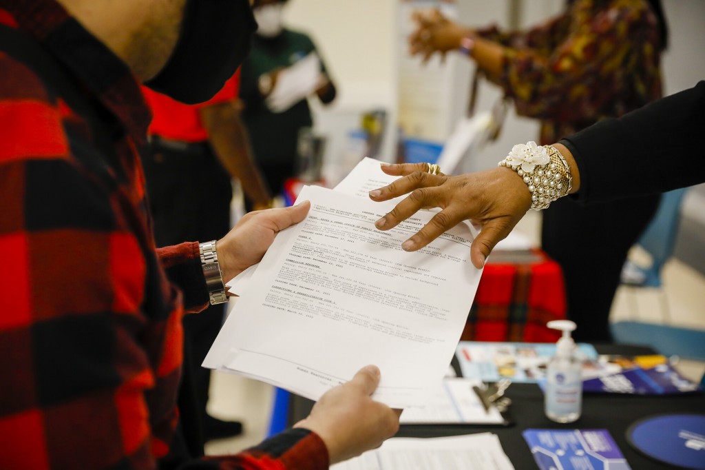 Surprisingly Strong Jobs Report: America Adds 467,000 Positions In January