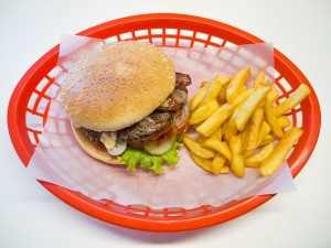 2 Surprising Reasons Behind The Obesity Epidemic: Too Much Salt, Not Enough Water