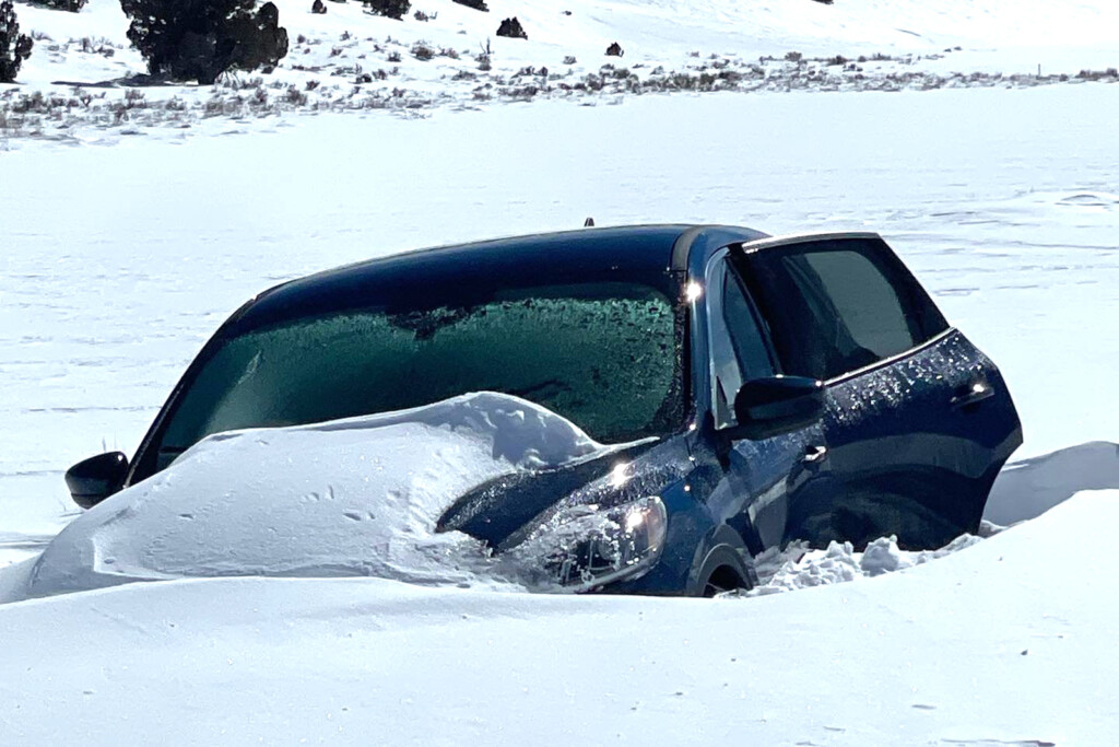 81 Year Old Survives Nearly A Week Stuck In Snowbank On Croissants And Candy