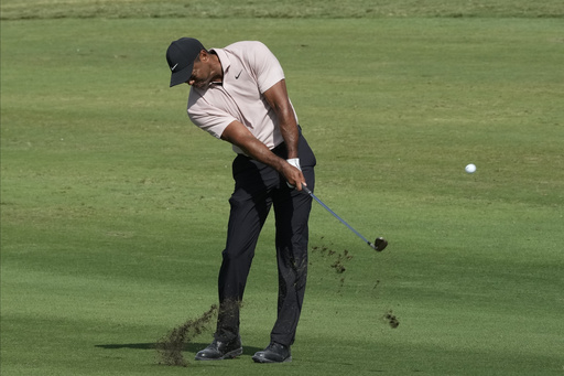 Tiger Woods Has A Sloppy Finish For A 75 In His Return In The Bahamas