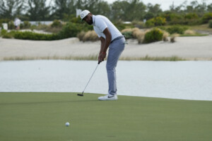 Tiger Woods Has A Sloppy Finish For A 75 In His Return In The Bahamas